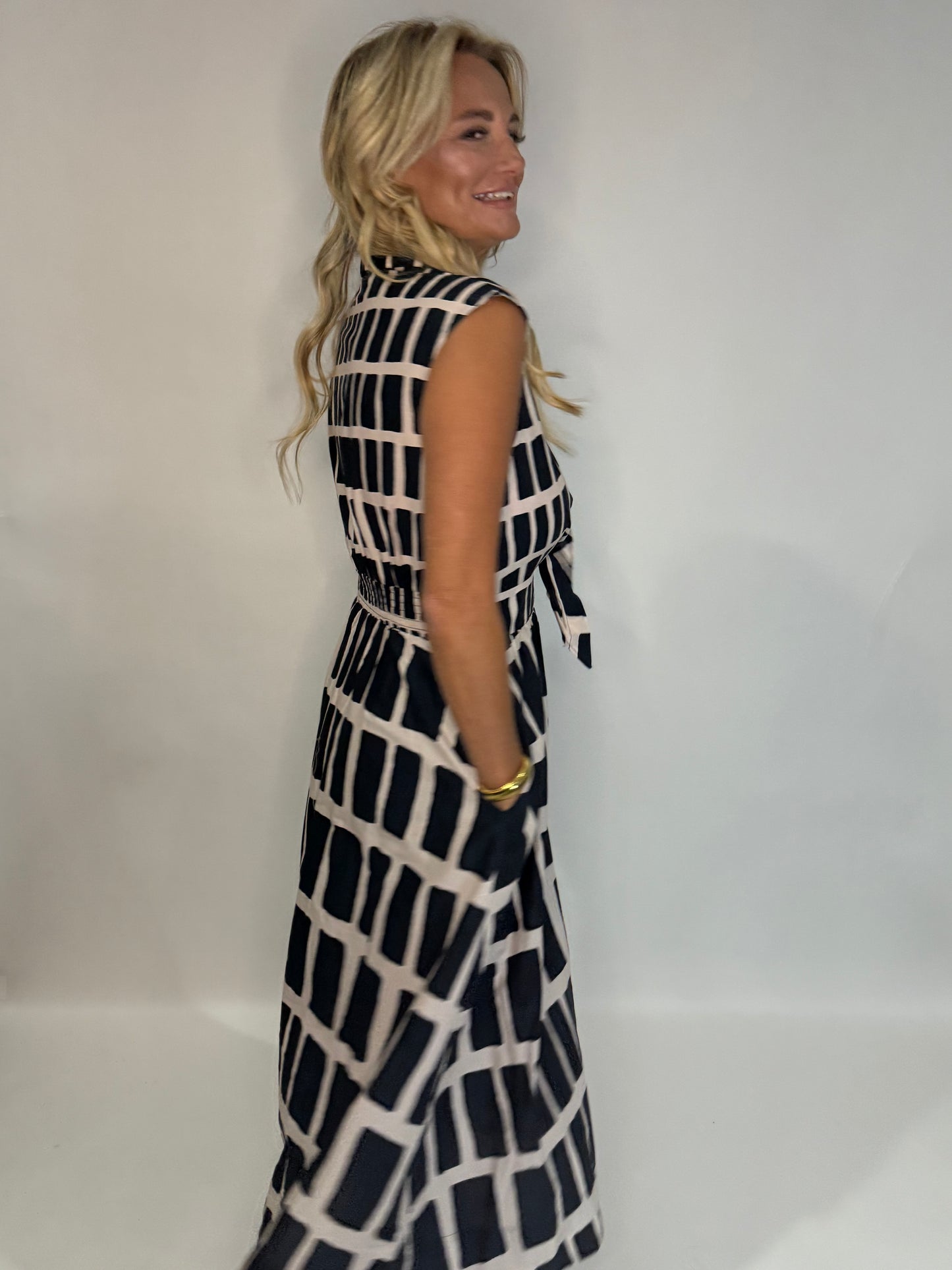 The Abstract Housewife Midi Dress - Triple Charm Boutique