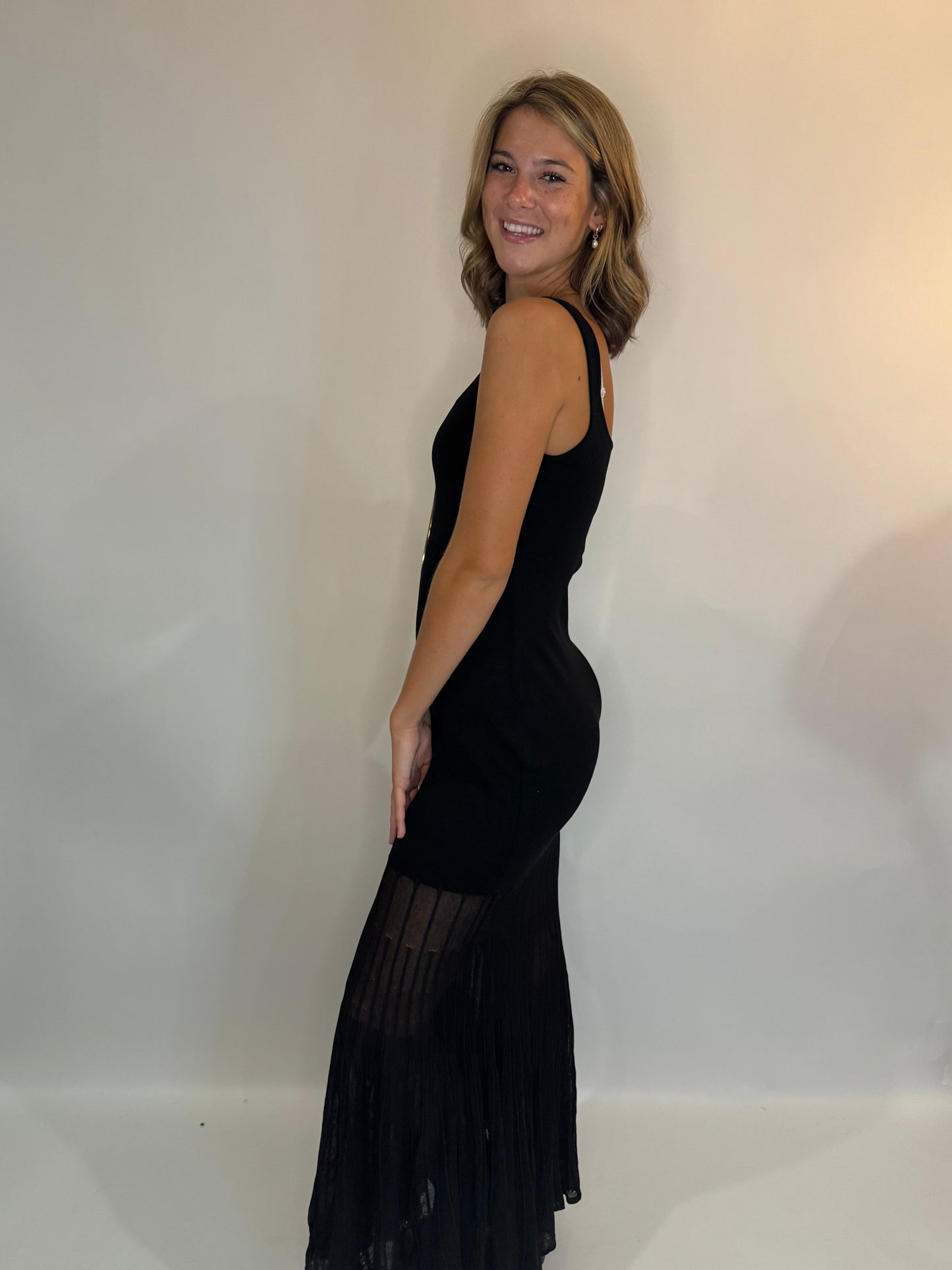 Sleevless Beautiful Black Fitted Maxi Dress - Triple Charm Boutique
