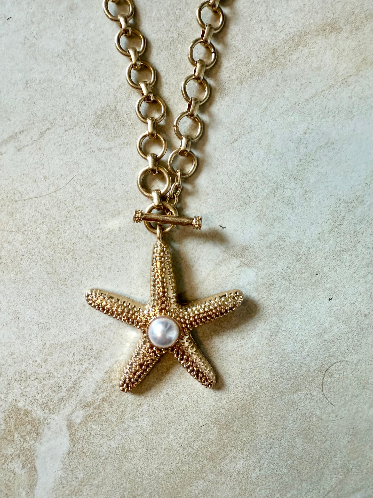The Chunky Gold Starfish Necklace - Triple Charm Boutique