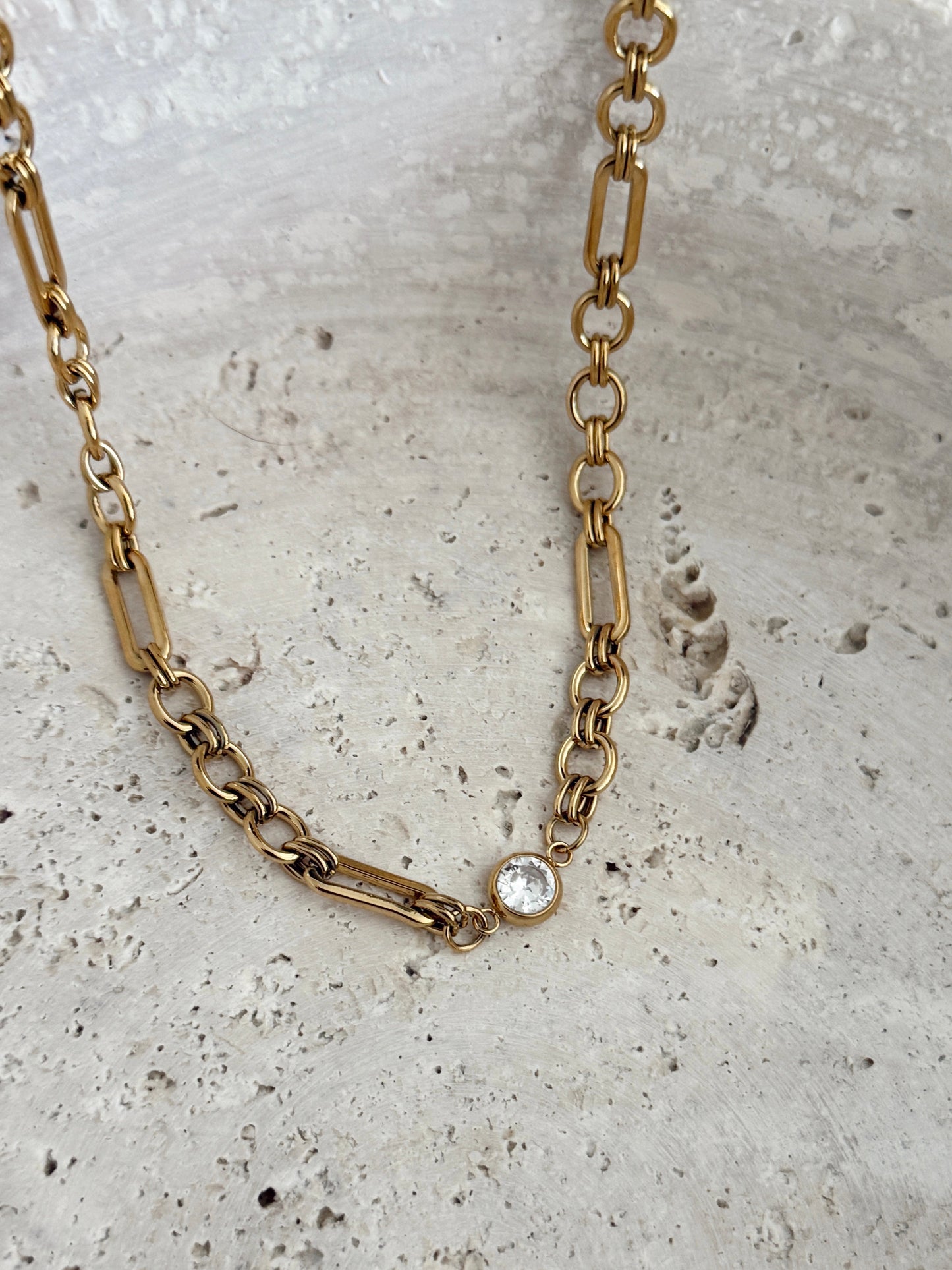 MELISSA NECKLACE - Triple Charm Boutique