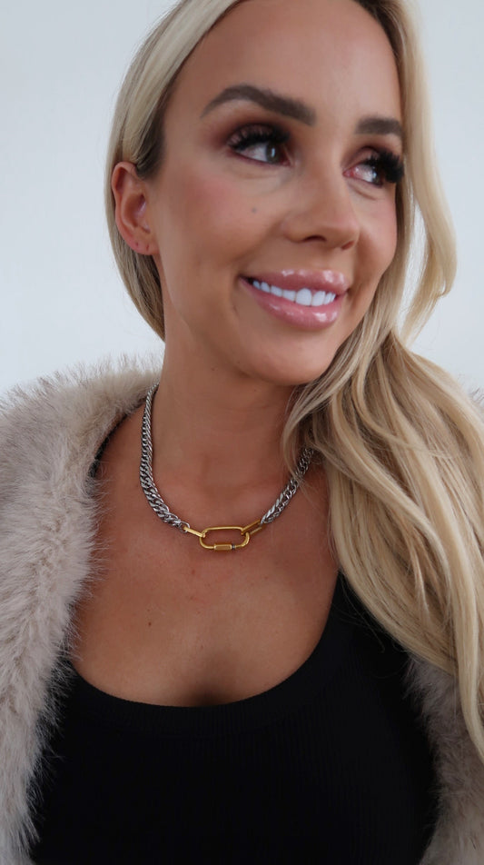 STEPHANIE NECKLACE - Triple Charm Boutique