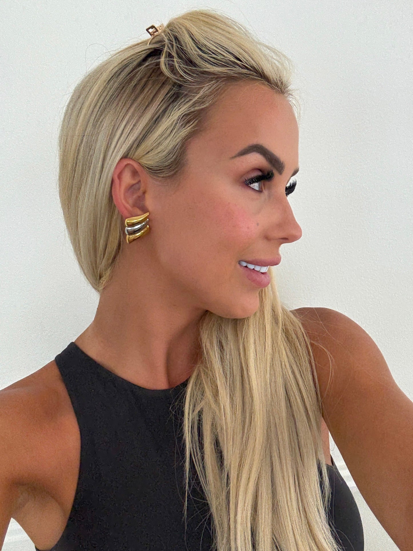 TWO TONED SARAH EARRING - Triple Charm Boutique