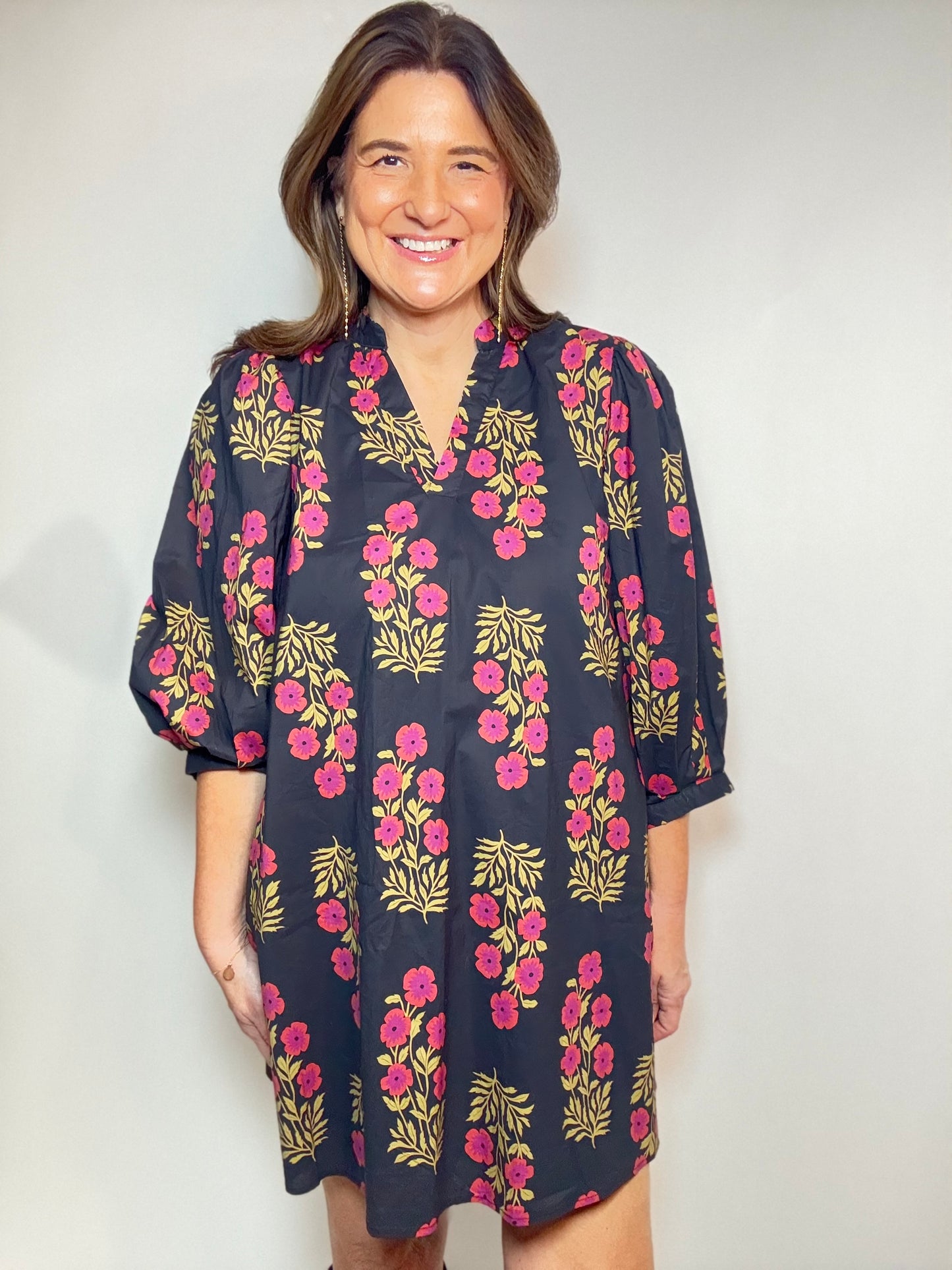 The  Black Floral Shift Dress - Triple Charm Boutique