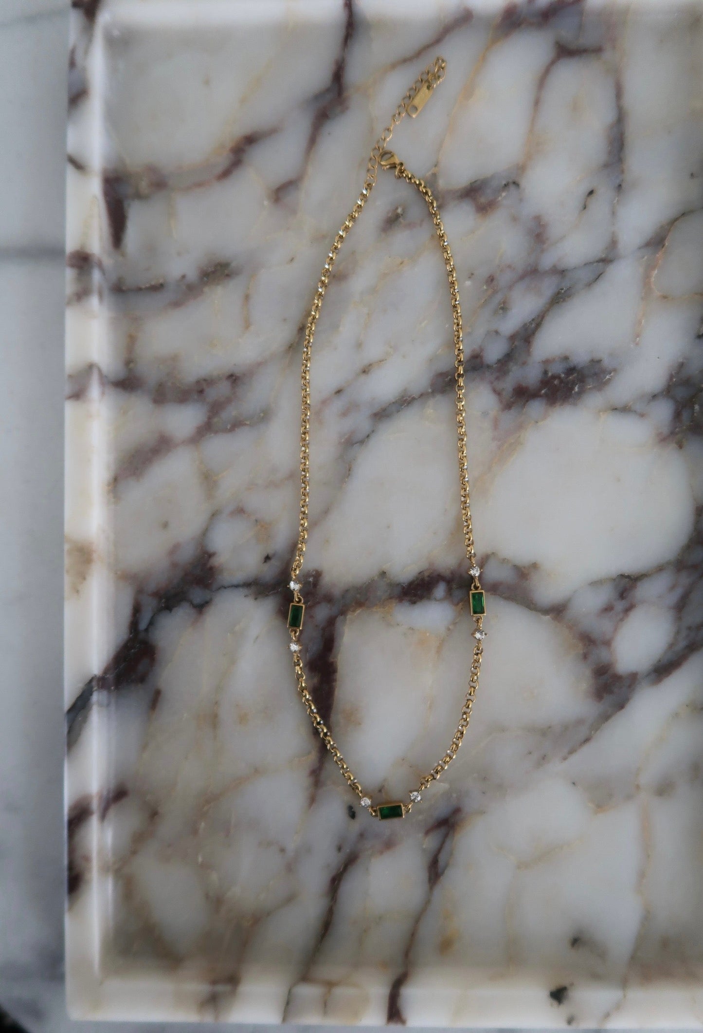 CARLY NECKLACE - Triple Charm Boutique