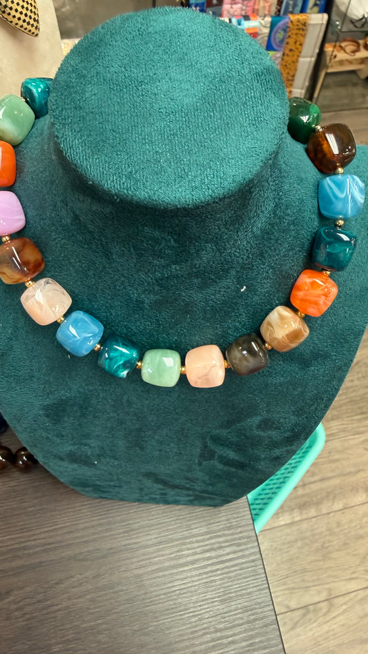 Marble Fall Colored Bead Necklace Multi & Gold