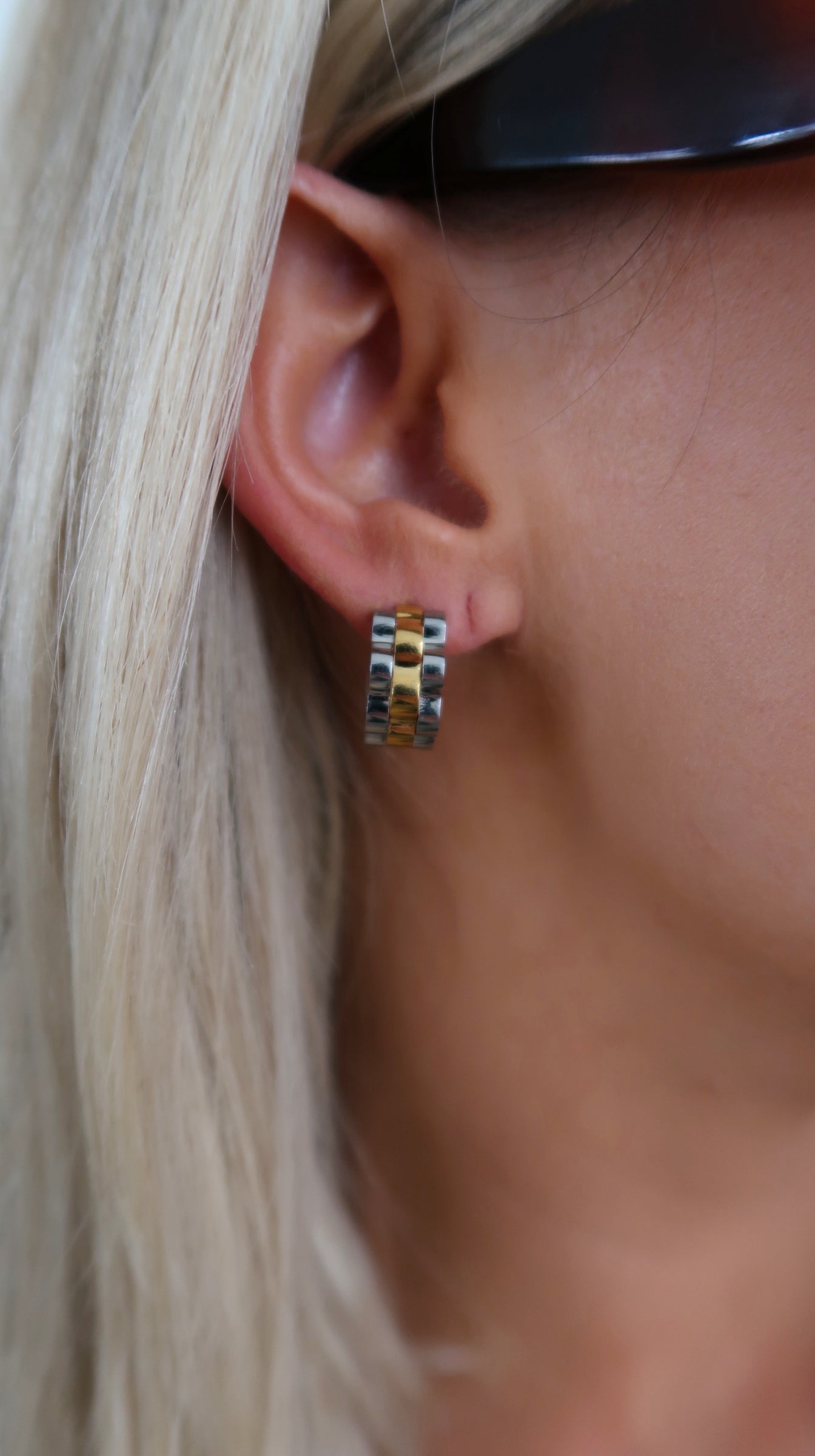 SMALL TWO TONED ROLLY HOOPS - Triple Charm Boutique