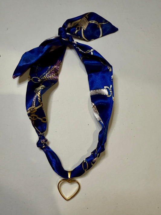Dark blue chain link heart scarf necklace