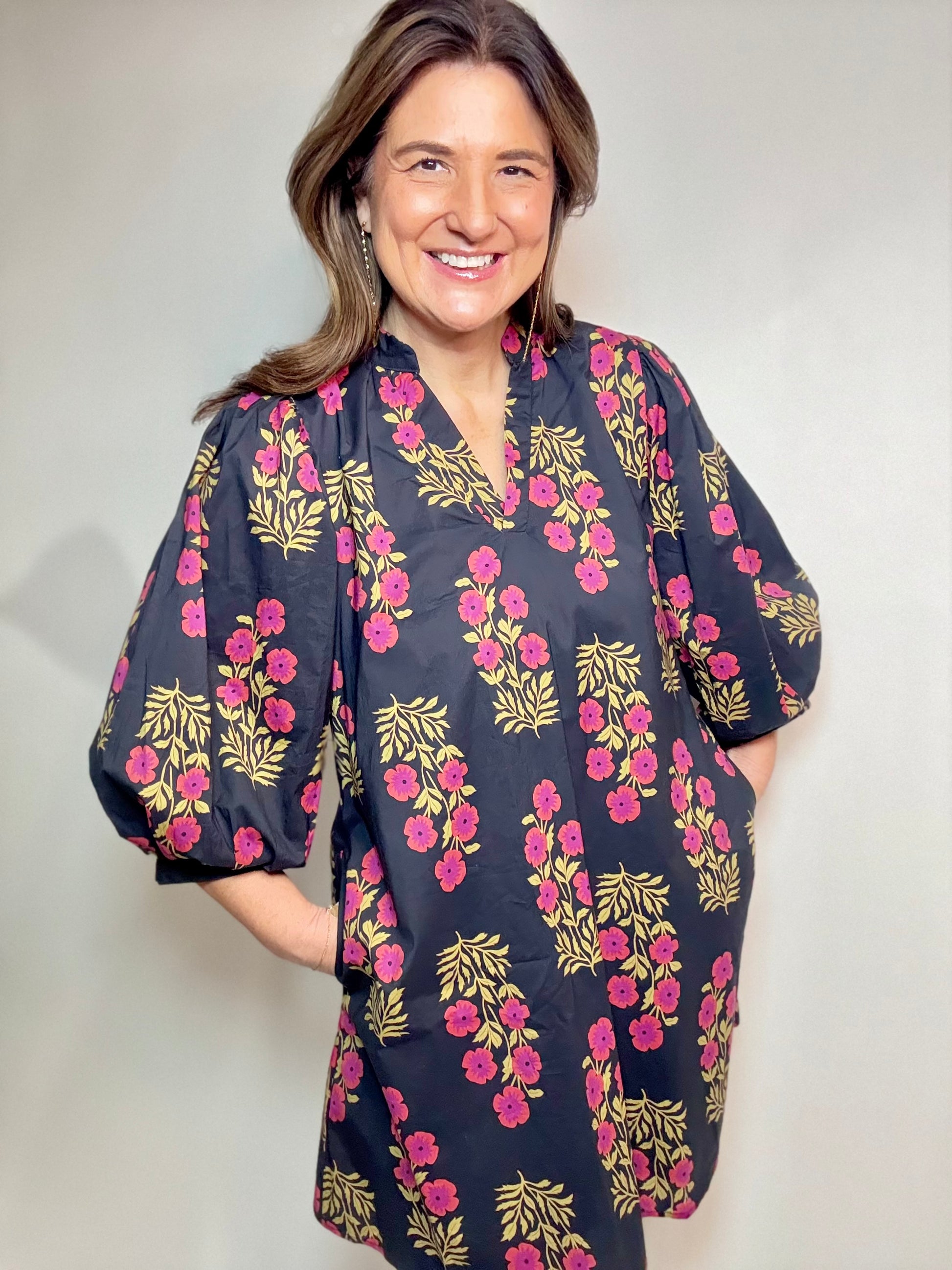 The  Black Floral Shift Dress - Triple Charm Boutique