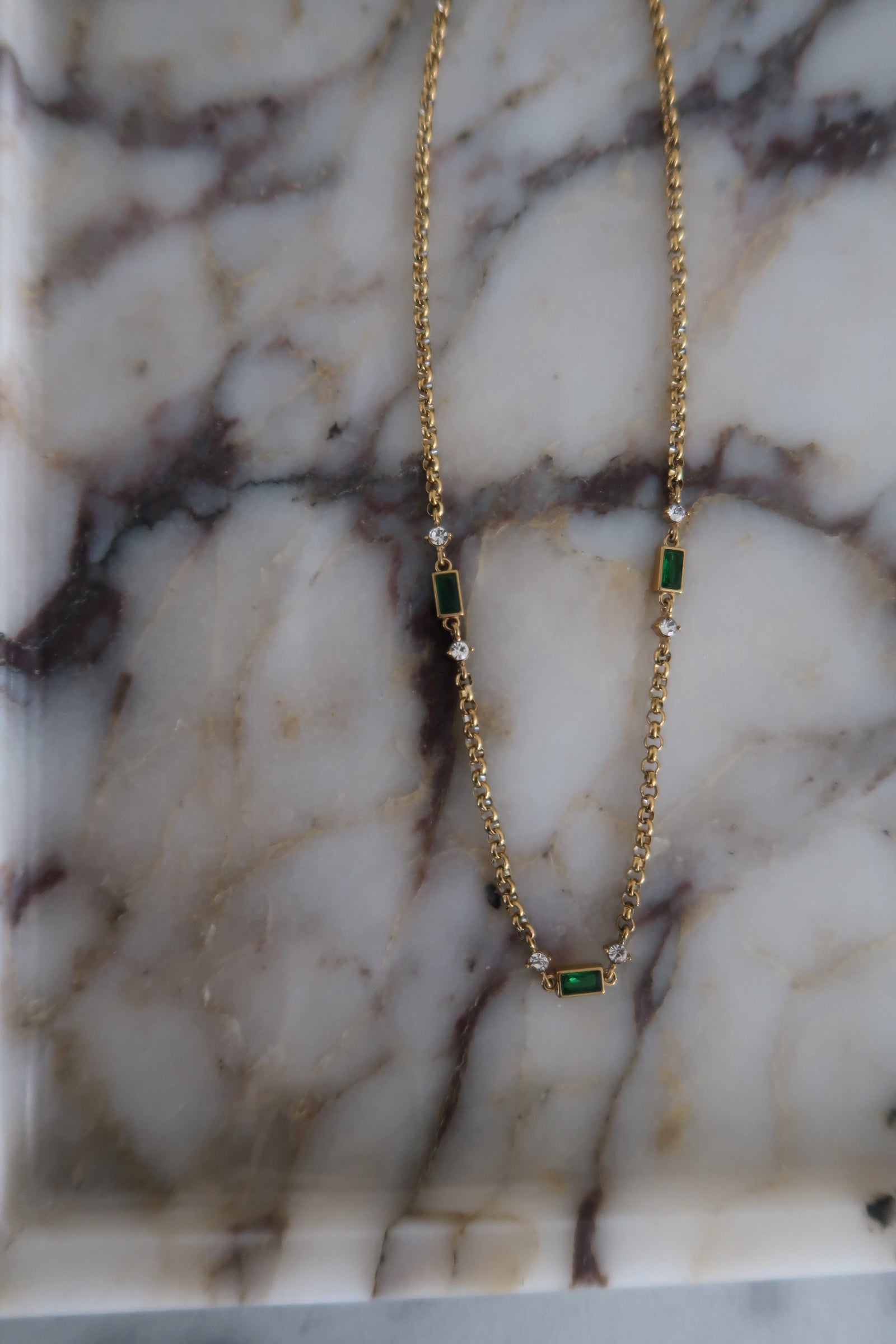 CARLY NECKLACE - Triple Charm Boutique