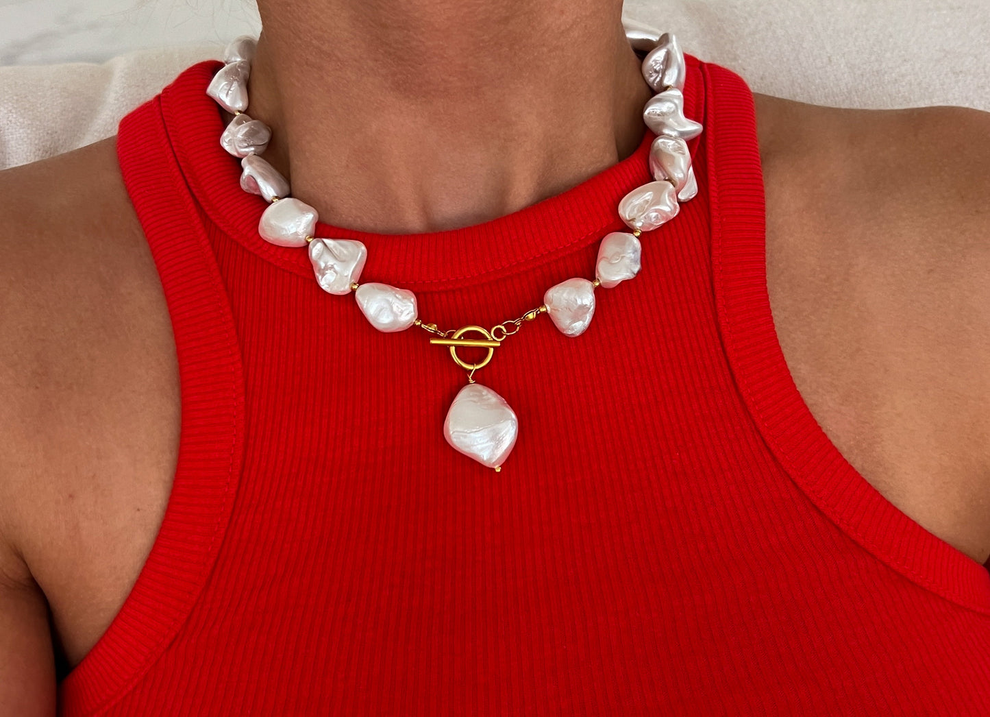 CHUNKY PEARL NECKLACE - Triple Charm Boutique