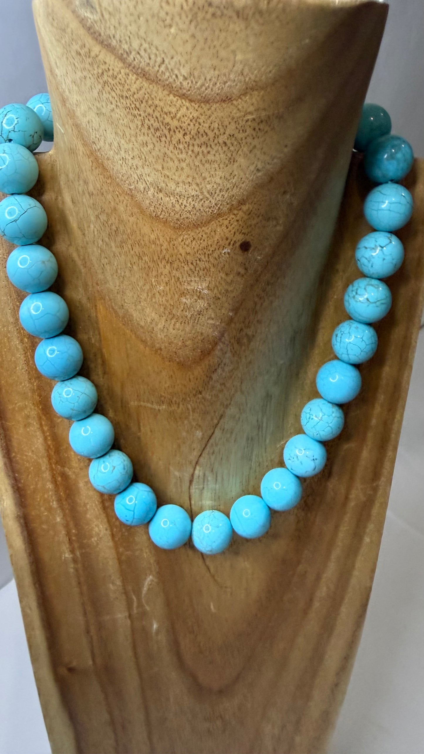 The Turquoise Marble Bead Necklace