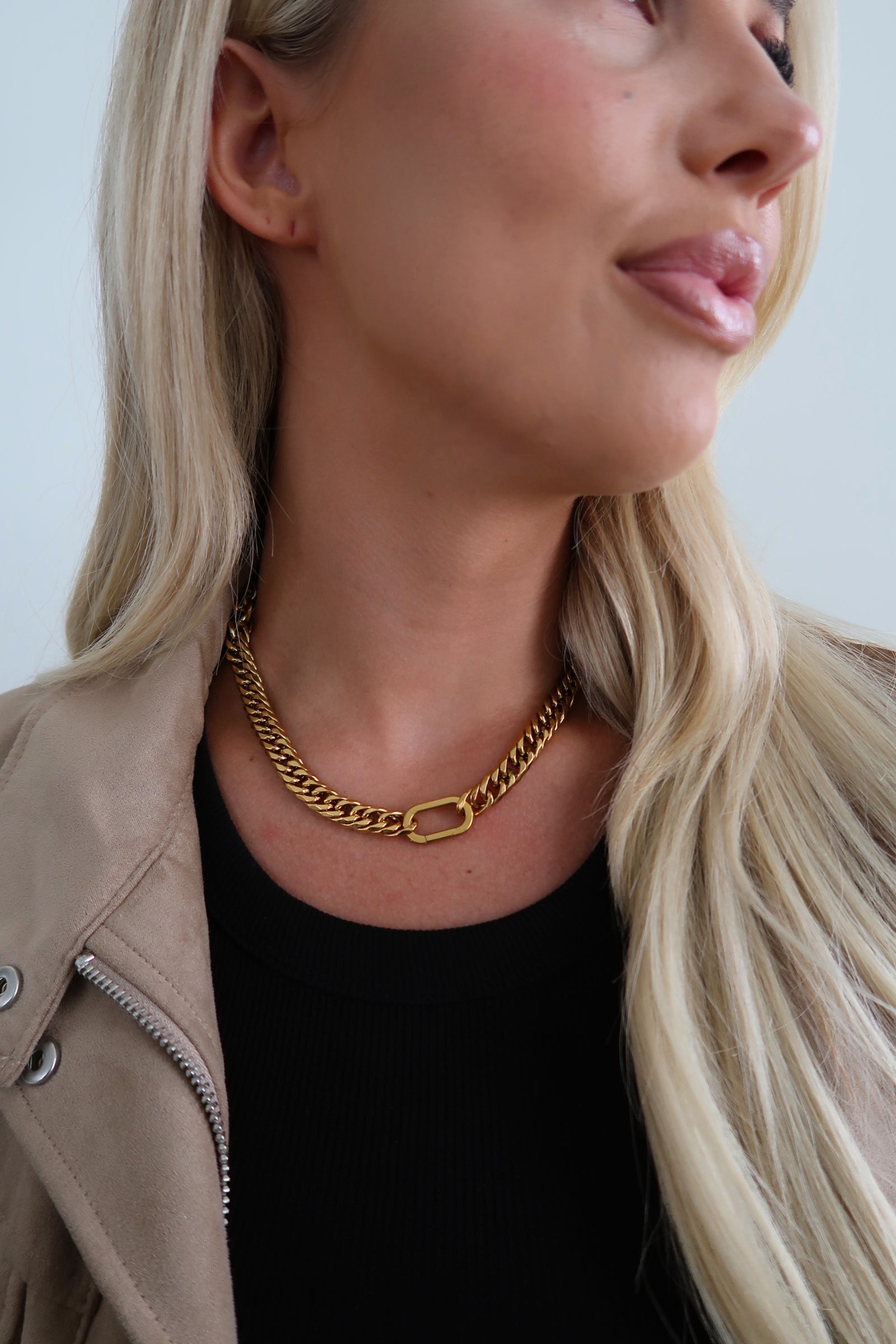 KAYLA NECKLACE - Triple Charm Boutique