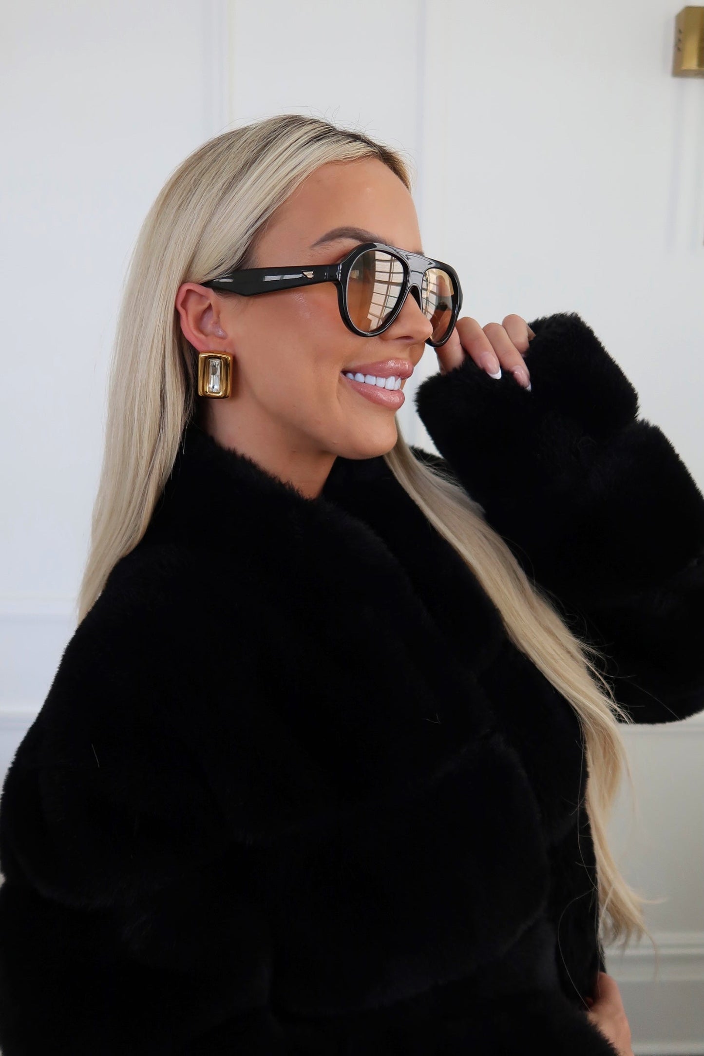BROOKE EARRINGS – WHITE ￼ - Triple Charm Boutique