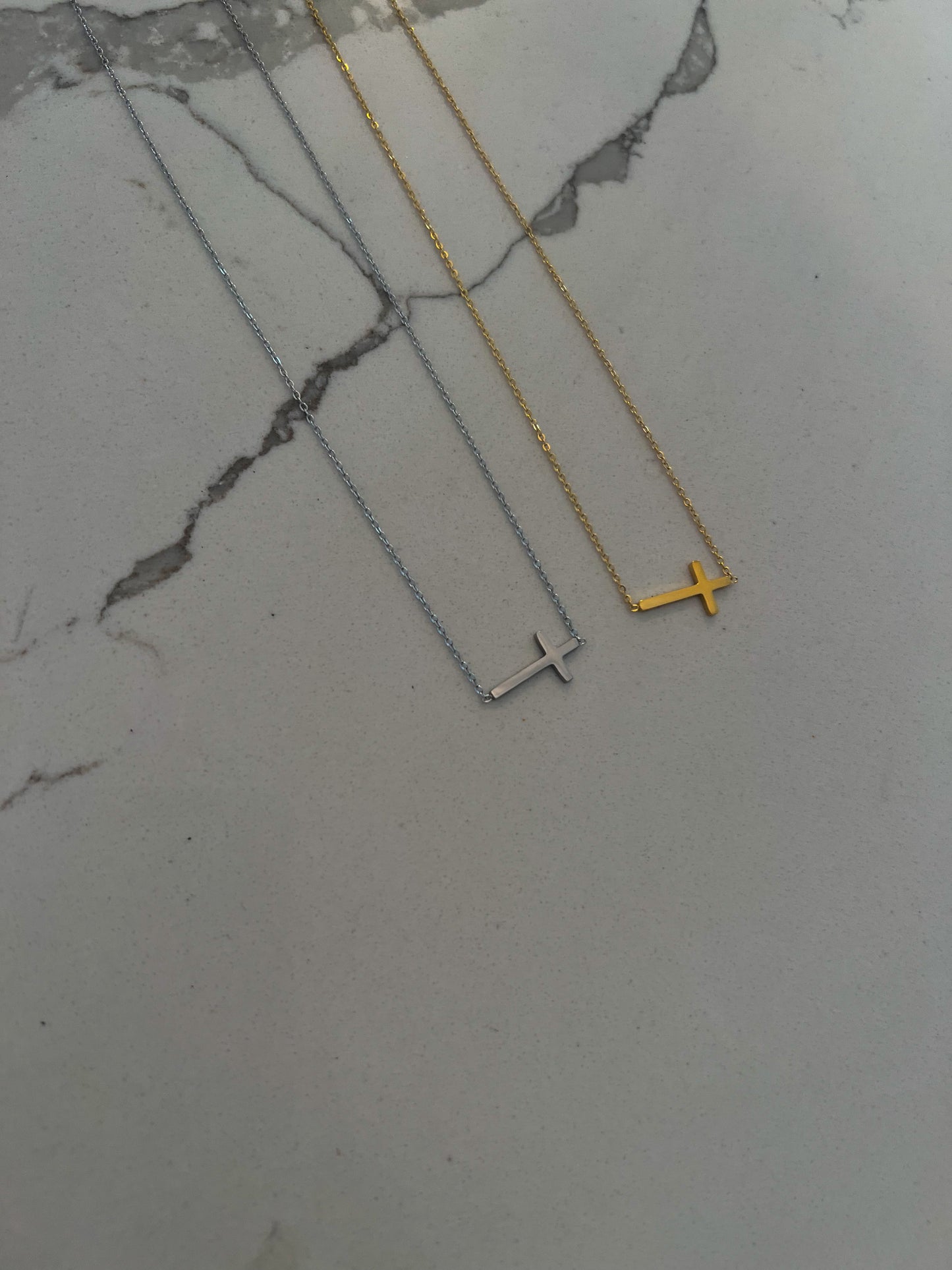 MEDIUM CROSS NECKLACE - Triple Charm Boutique
