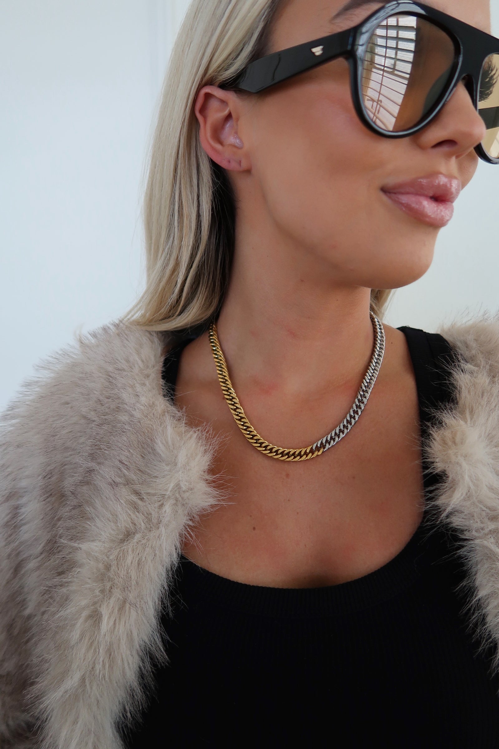 TWO TONED CHAIN NECKLACE - Triple Charm Boutique