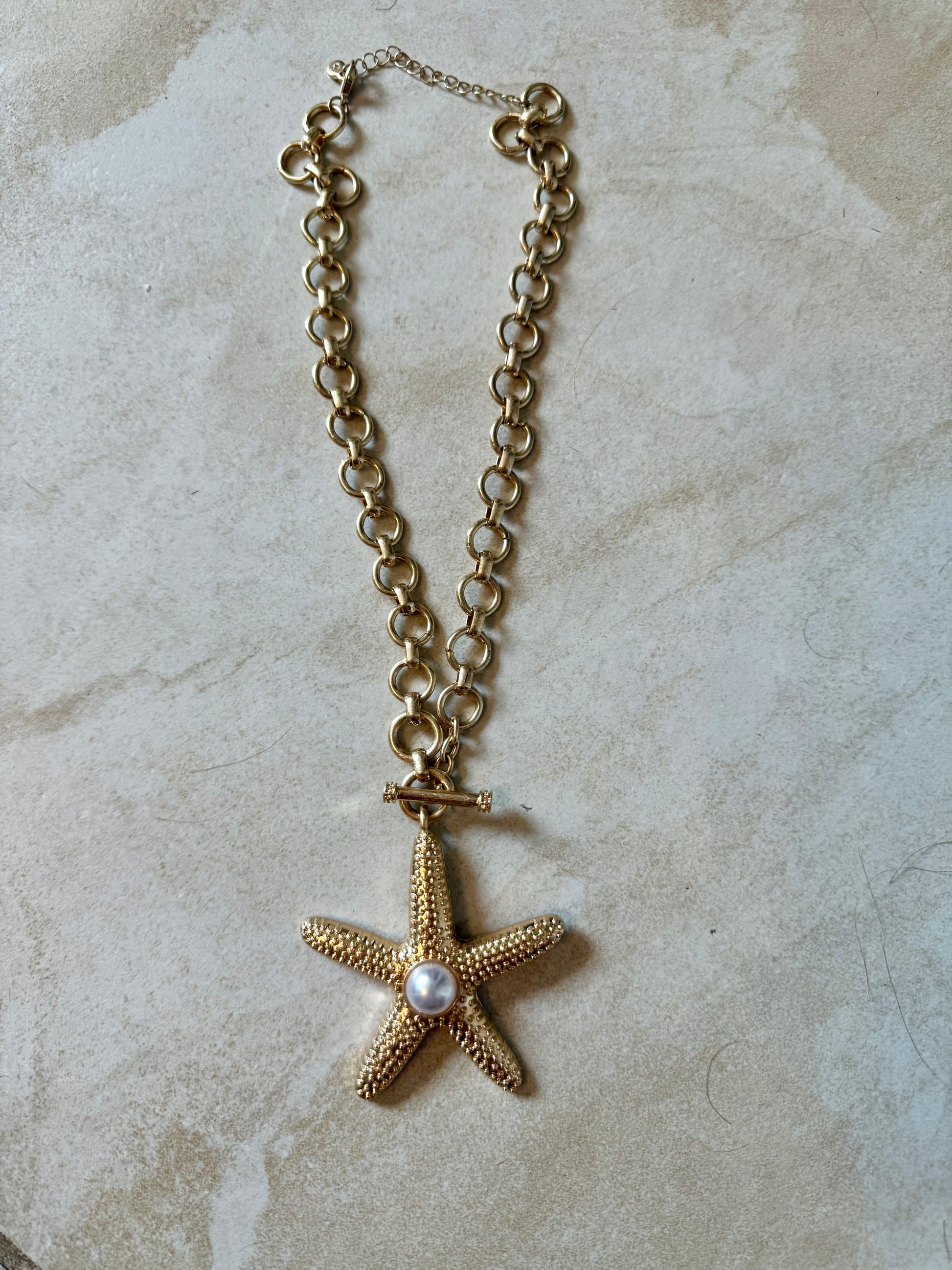 The Chunky Gold Starfish Necklace - Triple Charm Boutique