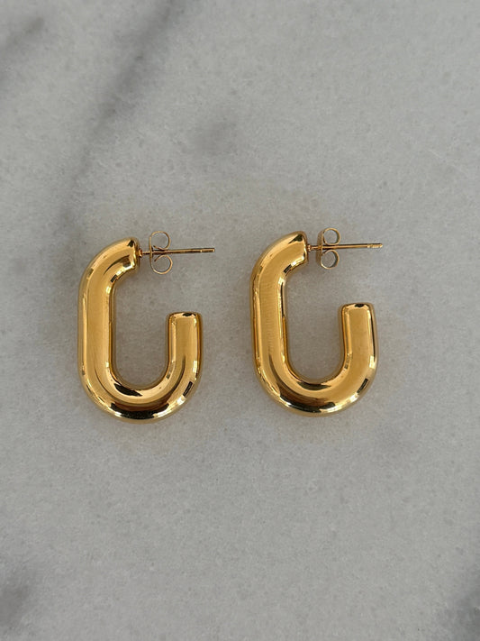 SMALL OVAL HOOPS - Triple Charm Boutique