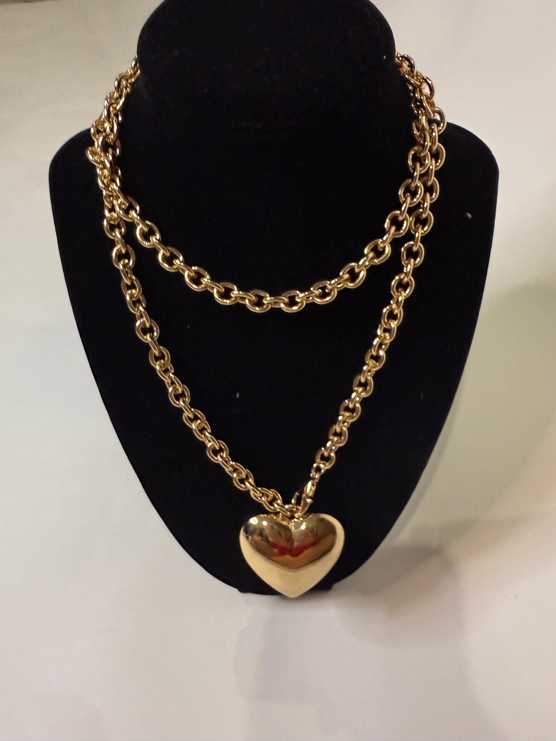 Chunky Gold Heart Chain Necklace - Triple Charm Boutique