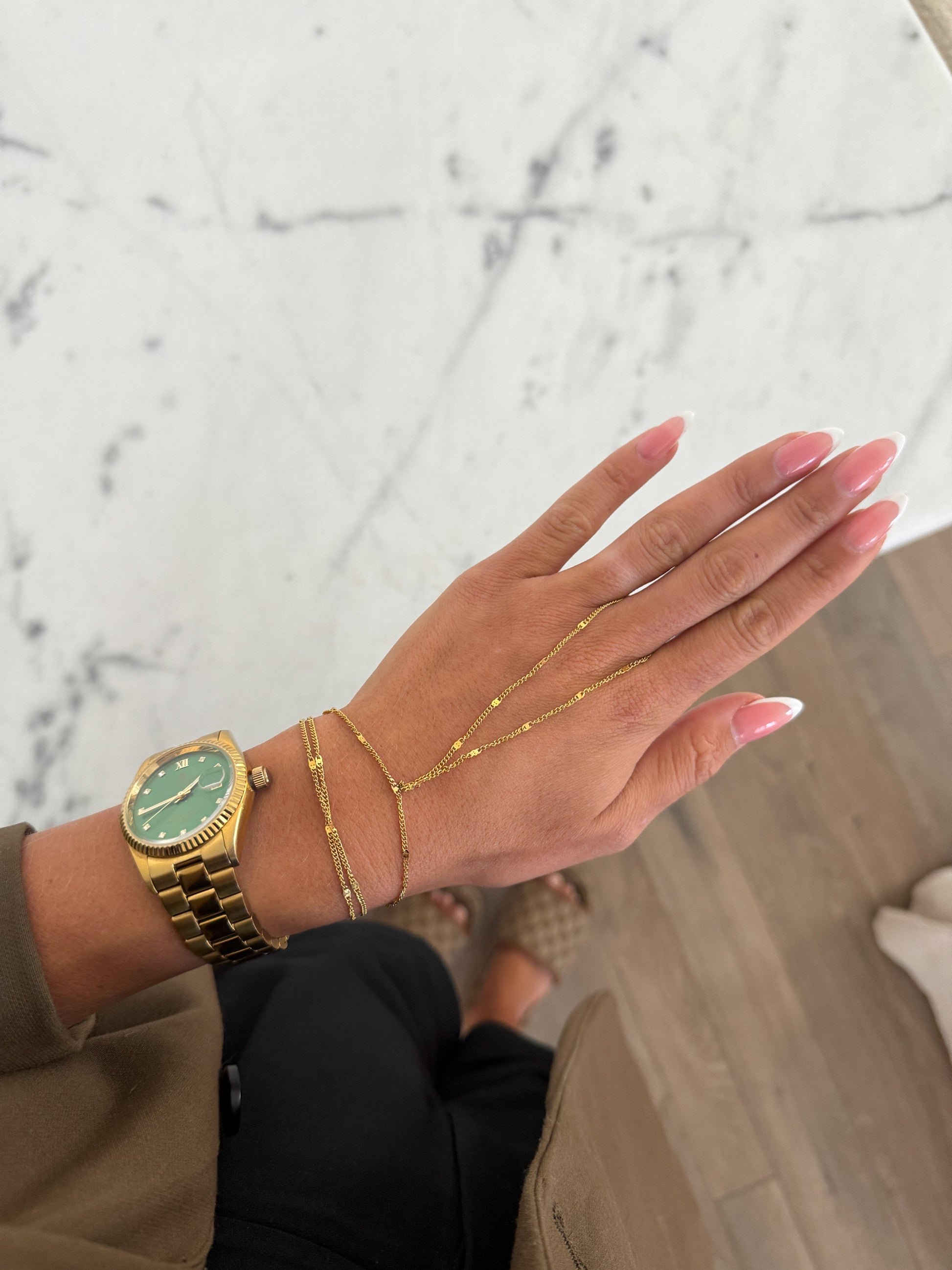 SHINY HAND CHAIN - Triple Charm Boutique