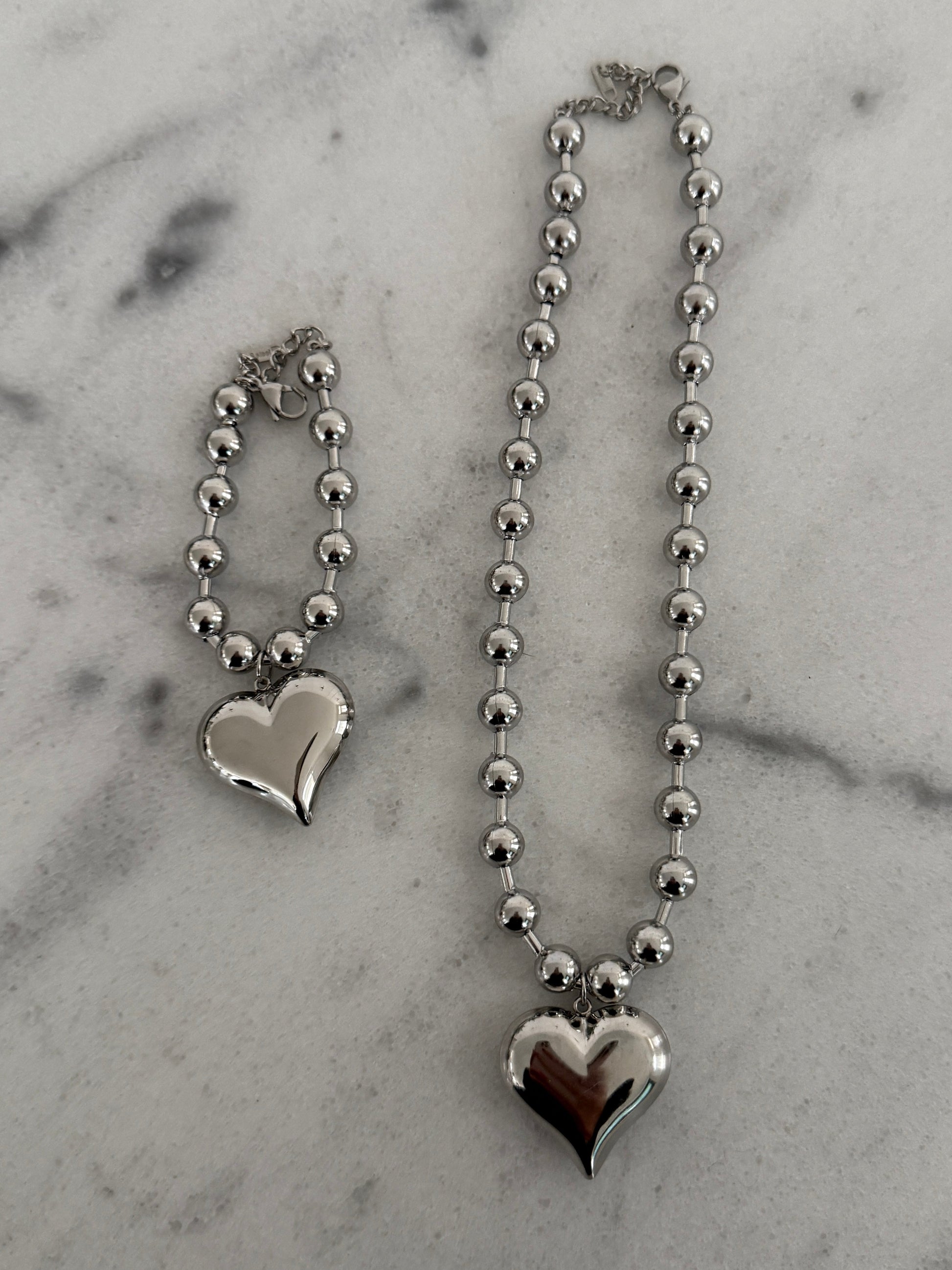 SILVER BUBBLE HEART BRACELET - Triple Charm Boutique