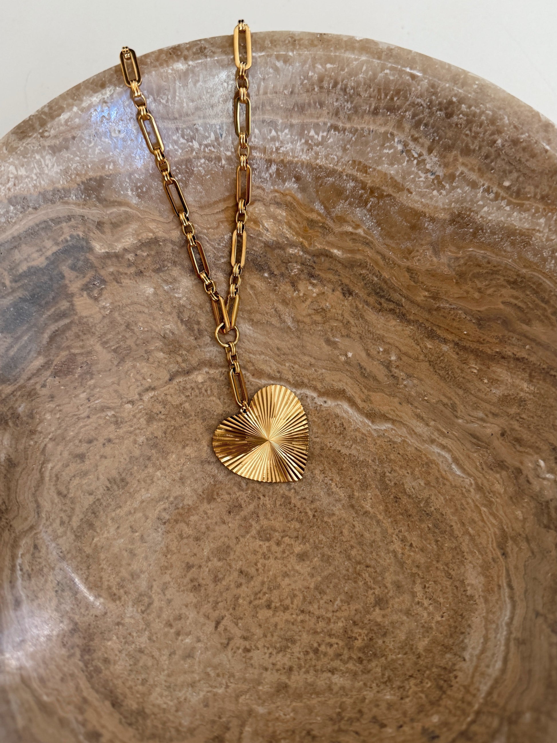 HAVEN NECKLACE - Triple Charm Boutique