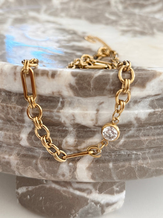 MELISSA NECKLACE - Triple Charm Boutique