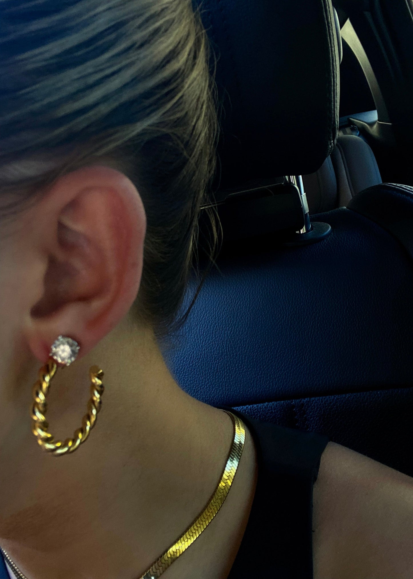 GOLD MEDIUM TWIST HOOPS - Triple Charm Boutique