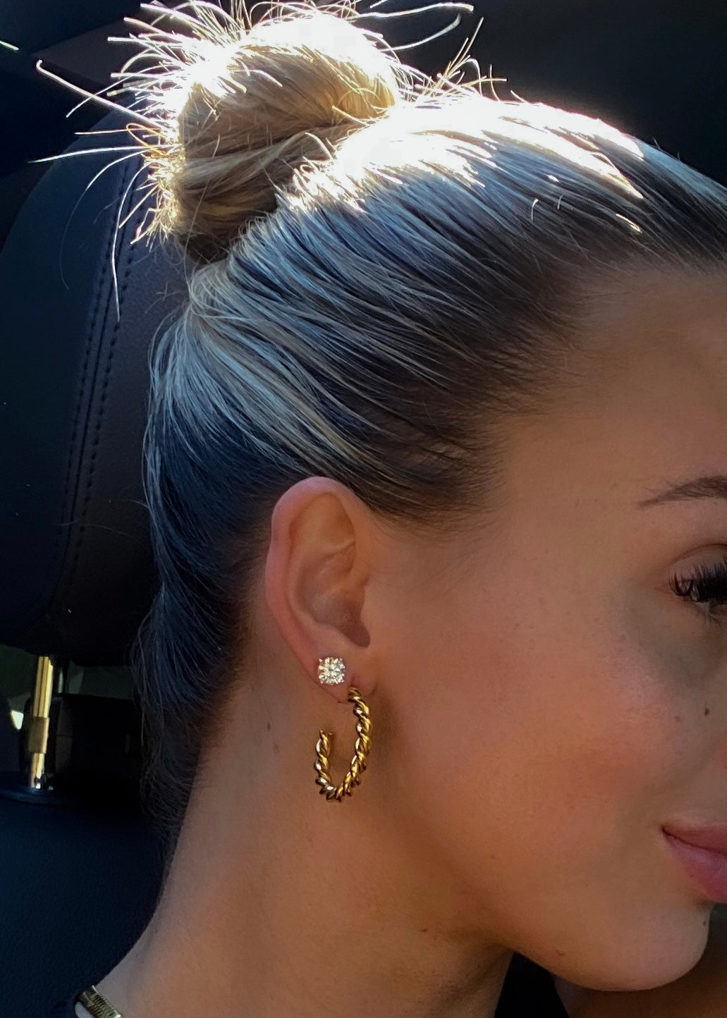 GOLD MEDIUM TWIST HOOPS - Triple Charm Boutique